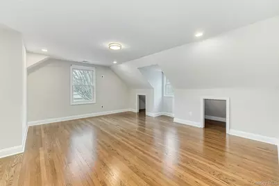 479 Woodbury Road, Plainview, NY 11803 - Photo 29
