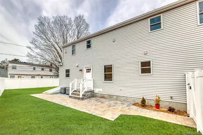 479 Woodbury Road, Plainview, NY 11803 - Photo 3