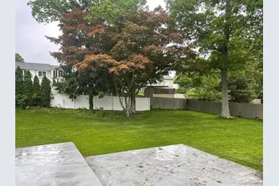 122 Rocky Point Landing Road, Rocky Point, NY 11778 - Photo 17