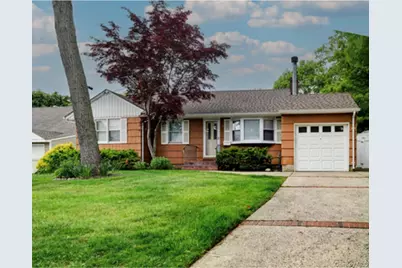 18 Bailey Avenue, Babylon, NY 11702 - Photo 1