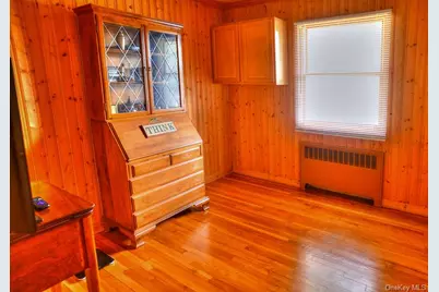 18 Bailey Avenue, Babylon, NY 11702 - Photo 9
