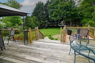 18 Bailey Ave, Babylon, NY 11702 - Photo 17