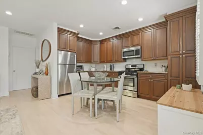 18 Clark Street, Long Beach, NY 11561 - Photo 9