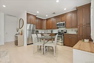 18 Clark St, Long Beach, NY 11561 - Photo 9