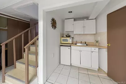 2323 Powell Avenue, Bronx, NY 10462 - Photo 33