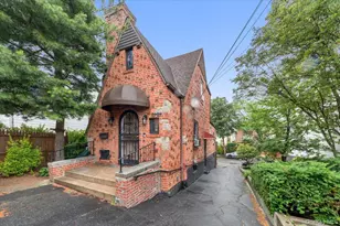 2323 Powell Ave, Bronx, NY 10462 - Photo 1
