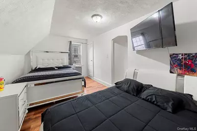 2323 Powell Avenue, Bronx, NY 10462 - Photo 9