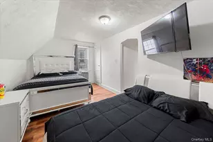 2323 Powell Ave, Bronx, NY 10462 - Photo 9