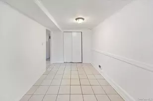 2323 Powell Ave, Bronx, NY 10462 - Photo 25