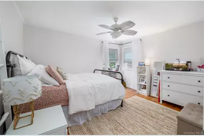 6 Blenheim Court, Rockville Centre, NY 11570 - Photo 21