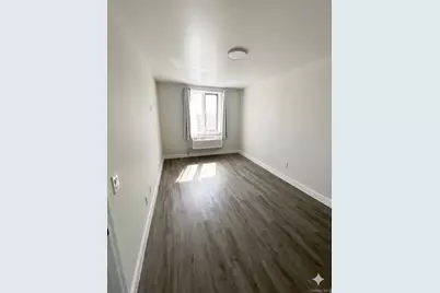 60-70 Woodhaven Boulevard #5D, Elmhurst, NY 11373 - Photo 11