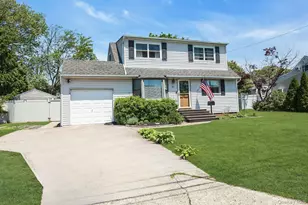 57 Wantagh Ave, East Islip, NY 11730 - Photo 3