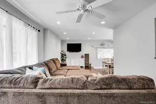 57 Wantagh Ave, East Islip, NY 11730 - Photo 5