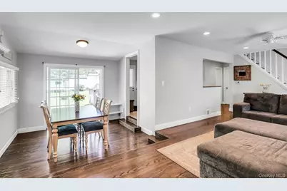 57 Wantagh Avenue, East Islip, NY 11730 - Photo 7