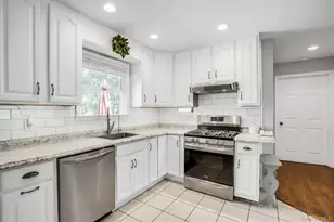 57 Wantagh Ave, East Islip, NY 11730 - Photo 11