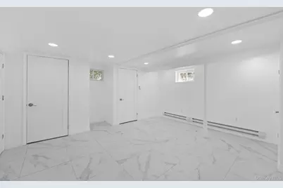 10708 132nd Street, Richmond Hill, NY 11419 - Photo 13