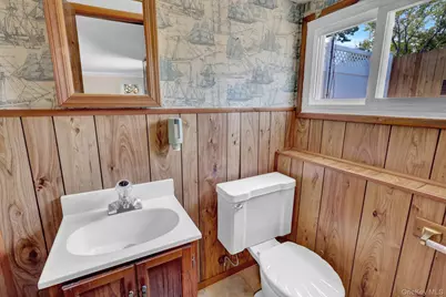 1456 Peters Boulevard, Bay Shore, NY 11706 - Photo 27