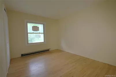 17 Roosevelt Road, Hyde Park, NY 12538 - Photo 9