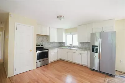 17 Roosevelt Road, Hyde Park, NY 12538 - Photo 7
