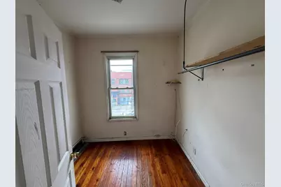 740 E 218th Street, Bronx, NY 10467 - Photo 13