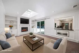 7 New Jersey Ct, Dix Hills, NY 11746 - Photo 15