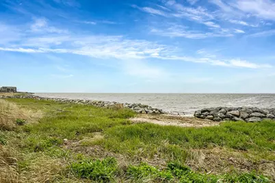 374 Rider Avenue, Patchogue, NY 11772 - Photo 23