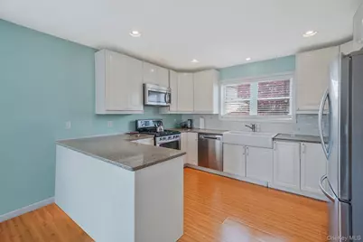 374 Rider Avenue, Patchogue, NY 11772 - Photo 7