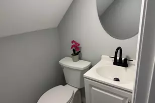 466 44th St, Copiague, NY 11726 - Photo 15