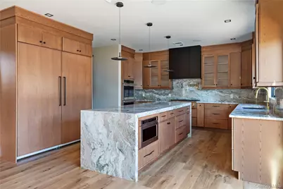 157 Rhode Island Avenue, Massapequa, NY 11758 - Photo 7