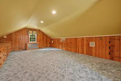 225 Crocus Avenue, Floral Park, NY 11001 - Photo 29
