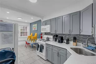 1115 E 83rd St, Brooklyn, NY 11236 - Photo 9
