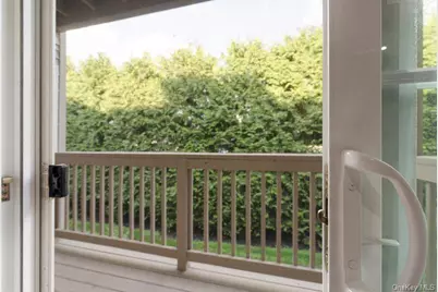 205 Willow Lane, Valley Stream, NY 11580 - Photo 23