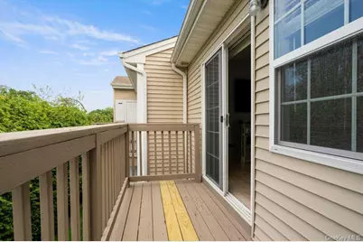 205 Willow Lane, Valley Stream, NY 11580 - Photo 21
