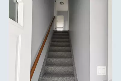 1423 9th Street, West Babylon, NY 11704 - Photo 11