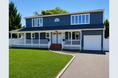 1423 9th Street, West Babylon, NY 11704 - Photo 1