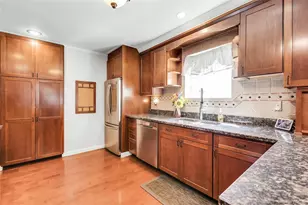 36 Richard Ave, Islip Terrace, NY 11752 - Photo 11