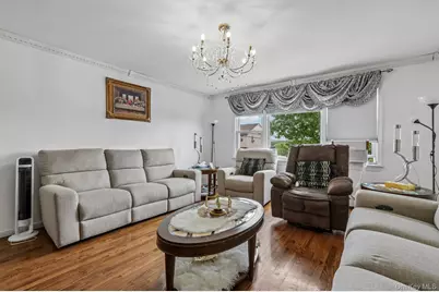583 Bellevue Avenue N #1, Yonkers, NY 10703 - Photo 5
