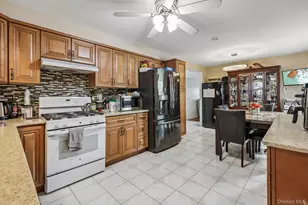 583 Bellevue Ave N, Yonkers, NY 10703 - Photo 9
