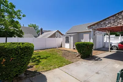 191 Raff Avenue, Mineola, NY 11501 - Photo 5