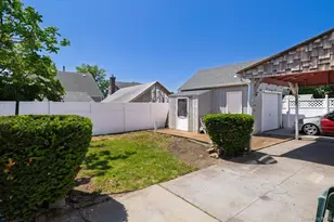 191 Raff Ave, Mineola, NY 11501 - Photo 5