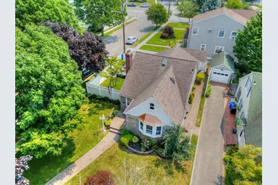 2445 Columbus Avenue, Oceanside, NY 11572 - Photo 37