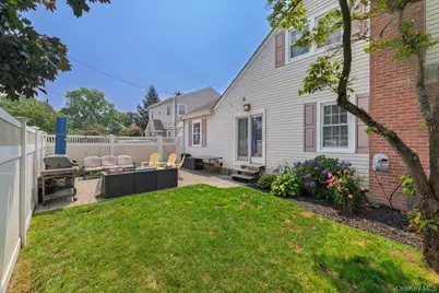 2445 Columbus Avenue, Oceanside, NY 11572 - Photo 31