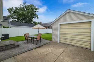 3108 Royal Ave, Oceanside, NY 11572 - Photo 3
