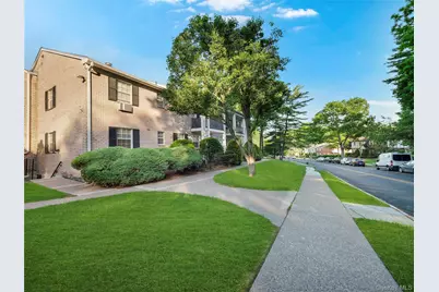 1 Doxbury Lane, Suffern, NY 10901 - Photo 3