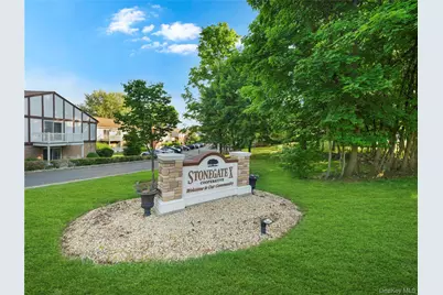 1 Doxbury Lane, Suffern, NY 10901 - Photo 1