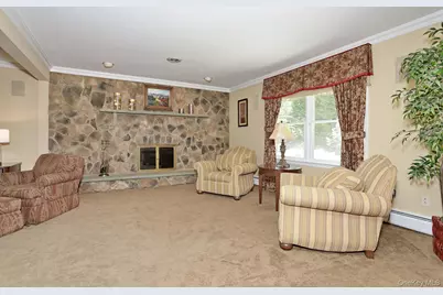 4 Plum Court, Nanuet, NY 10954 - Photo 9