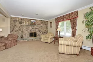 4 Plum Ct, Nanuet, NY 10954 - Photo 9