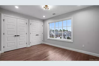 17 Hommell Street S, Valley Stream, NY 11580 - Photo 17