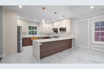 17 Hommell Street S, Valley Stream, NY 11580 - Photo 9