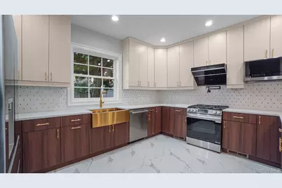 17 Hommell Street S, Valley Stream, NY 11580 - Photo 11